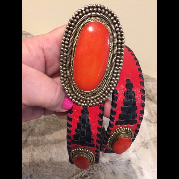 Stunning Unique Leather Belt With Natural Stones - Picture 2 of 8